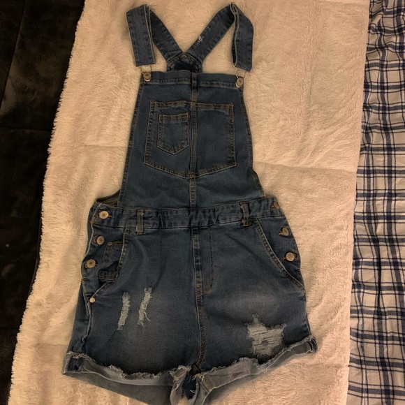 Pants - 🔥denim shorts overalls🔥